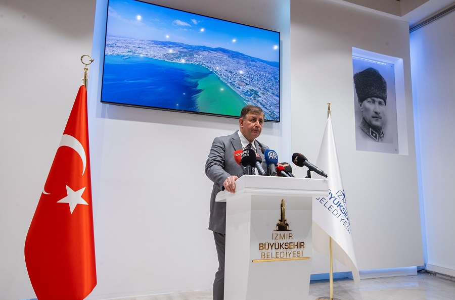 İzmir Körfezi’ndeki balık ölümlerine ilişkin basın toplantısı