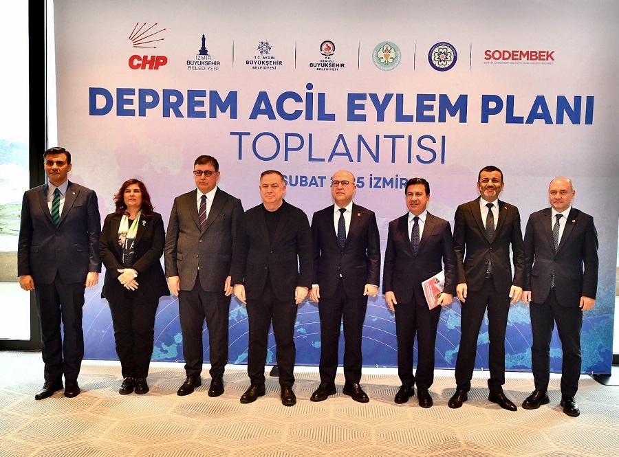 Ege Denizi’nde yaşanan depremlerin ardından toplantı düzenlendi